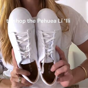 Olukai Pehuea Lī ‘Ili White Leather‎ Sneakers size 9